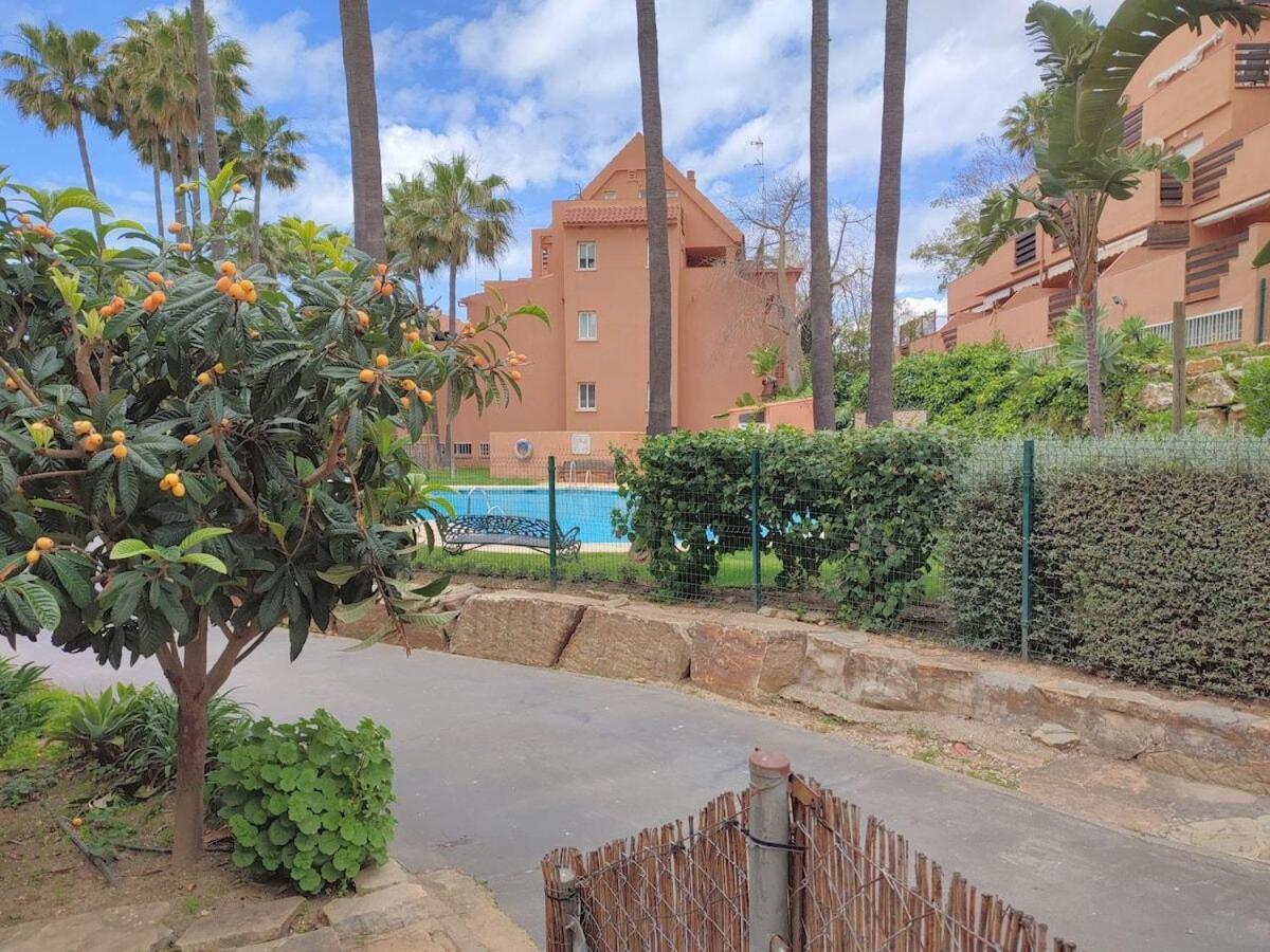 Apartamento Con Piscina Касарес Екстер'єр фото